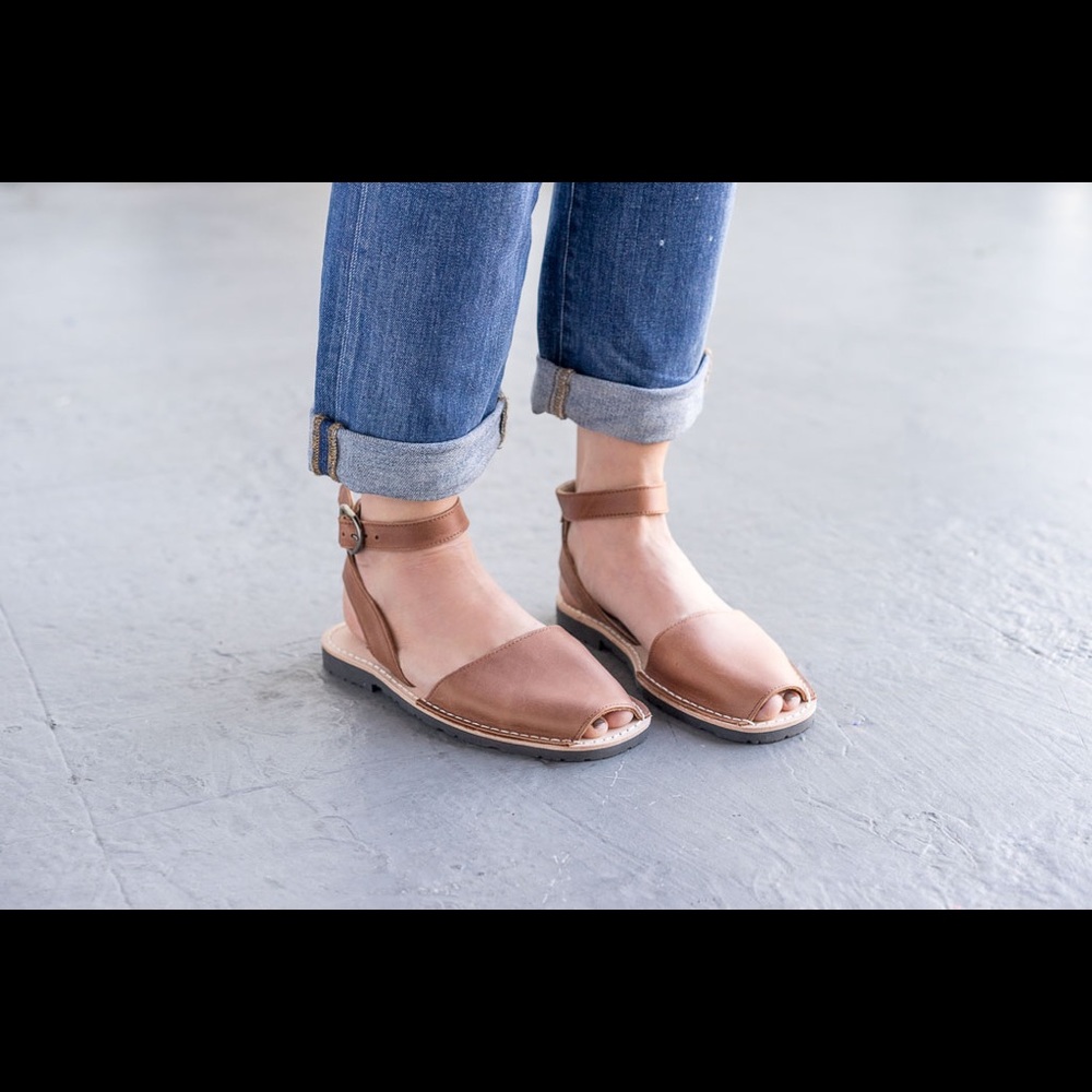 Avarcas PONS 39 ankle strap, Brand New !
